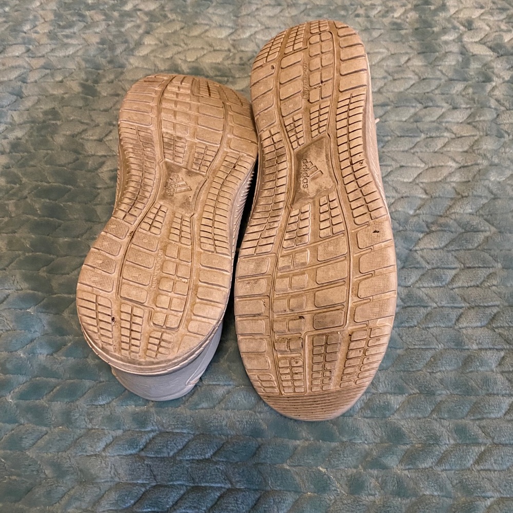 Adidas - Picture 5 of 6